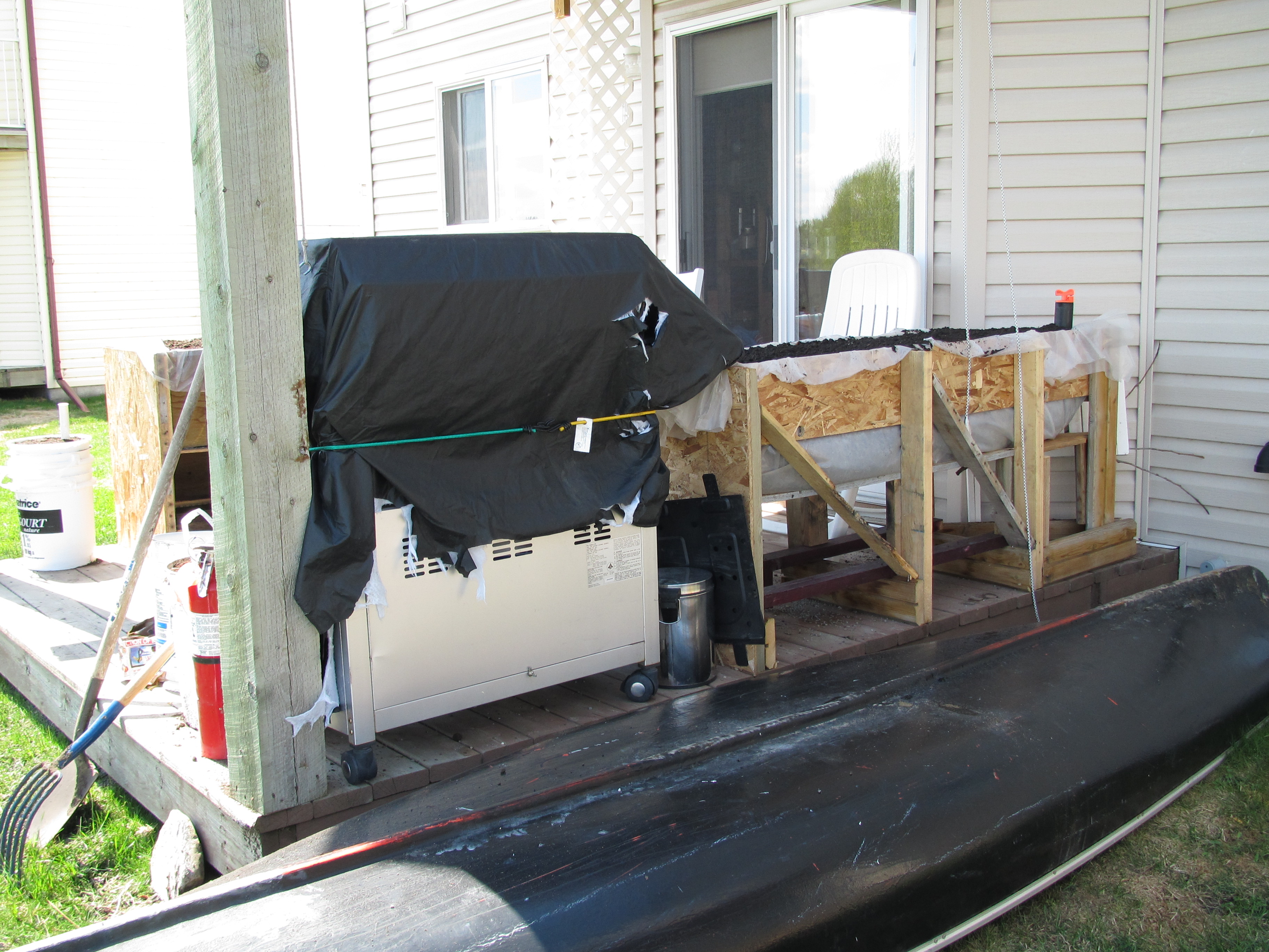 Just to show the frame work. The issue I found with this design, which I did not diagnose until I dismantled them, was that rodents had gotten in and chewed a hole in the plastic of one. The only reason it stopped working.