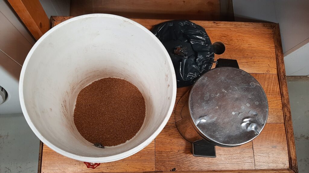 homemade bokashi bucket